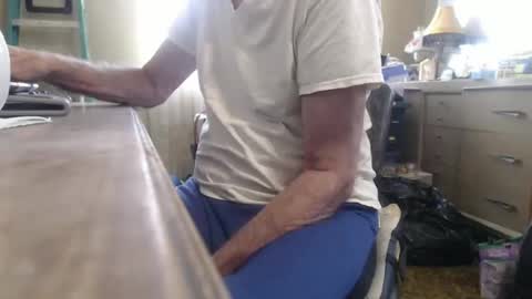 Bimbttm online show from December 17, 2024, 2:11 pm