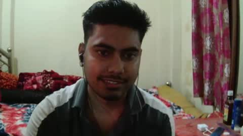 birbikrom104 online show from April 8, 2026, 8:25 am