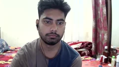 birbikrom104 online show from May 13, 2026, 5:27 am