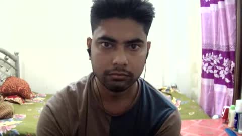 birbikrom104 online show from May 27, 2026, 6:43 am