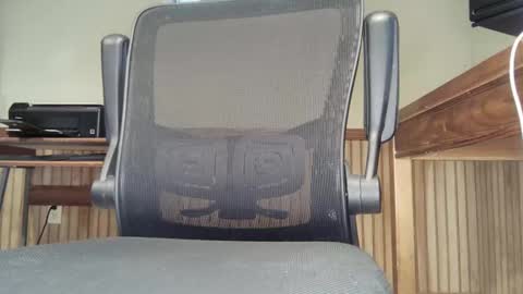 Snapshot of bisensualboy chatting on December 2, 2024, 3:03 pm bisensualboy online show from December 2, 2024, 3:03 pm