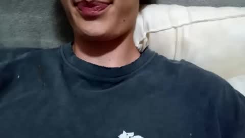 Snapshot of bisexualangel69 chatting on December 6, 2024, 6:39 pm Angel online show from December 6, 2024, 6:39 pm
