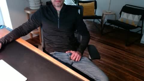 Snapshot of bisexy_man chatting on February 18, 2026, 4:14 pm bisexy_man online show from February 18, 2026, 4:14 pm