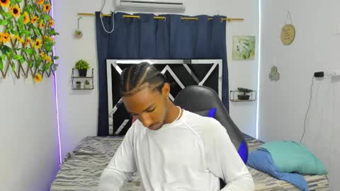 Snapshot of bj_black chatting on September 24, 2025, 5:00 am bj_black online show from September 24, 2025, 5:00 am