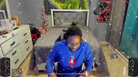 Snapshot of blaccanalmatters chatting on December 25, 2024, 11:31 pm Plant Base Streamers From Pennsylvania online show from December 25, 2024, 11:31 pm