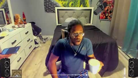 Snapshot of blaccanalmatters chatting on January 8, 2025, 10:48 pm Plant Base Streamers From Pennsylvania online show from January 8, 2025, 10:48 pm