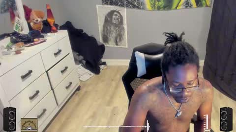 Snapshot of blaccanalmatters chatting on September 26, 2025, 10:25 pm Plant Base Streamers From Pennsylvania online show from September 26, 2025, 10:25 pm
