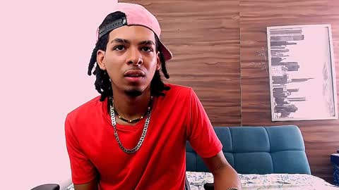 Snapshot of black_dreadlocks chatting on December 17, 2024, 4:32 pm Black online show from December 17, 2024, 4:32 pm