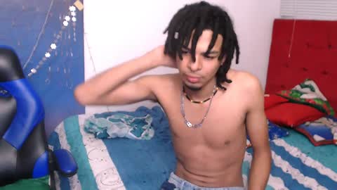 Snapshot of black_dreadlocks chatting on December 23, 2024, 4:17 pm Black online show from December 23, 2024, 4:17 pm