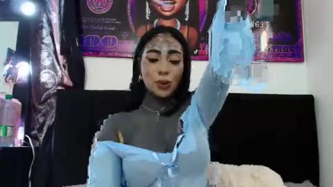 karenth soto online show from April 6, 2026, 10:11 pm