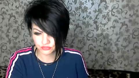 Snapshot of black_hot_01 chatting on October 2, 2025, 8:05 pm black_hot_01 online show from October 2, 2025, 8:05 pm