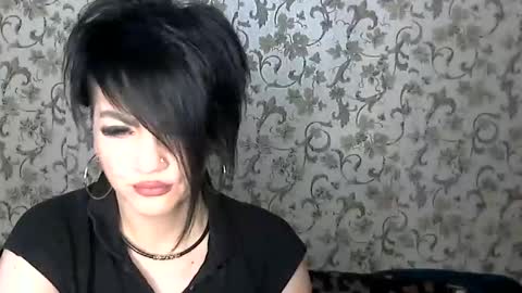 Snapshot of black_hot_01 chatting on October 16, 2025, 6:36 am black_hot_01 online show from October 16, 2025, 6:36 am