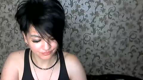 Snapshot of black_hot_01 chatting on October 17, 2025, 11:07 pm black_hot_01 online show from October 17, 2025, 11:07 pm