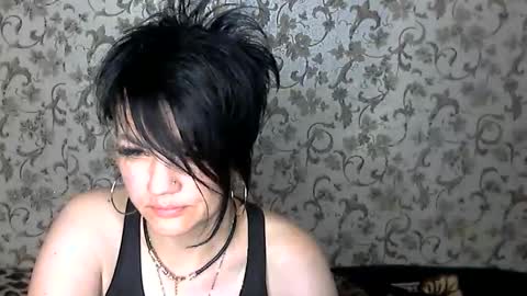 Snapshot of black_hot_01 chatting on October 19, 2025, 1:28 am black_hot_01 online show from October 19, 2025, 1:28 am