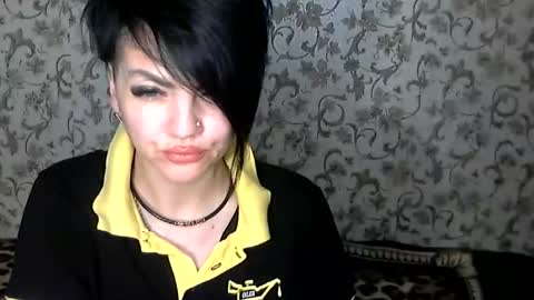 Snapshot of black_hot_01 chatting on November 16, 2025, 4:29 am black_hot_01 online show from November 16, 2025, 4:29 am