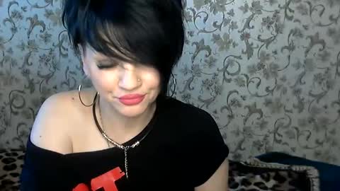 Snapshot of black_hot_01 chatting on November 25, 2025, 6:57 am black_hot_01 online show from November 25, 2025, 6:57 am