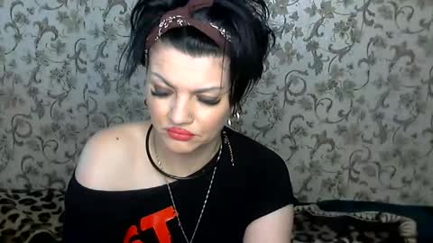 Snapshot of black_hot_01 chatting on November 28, 2025, 8:17 am black_hot_01 online show from November 28, 2025, 8:17 am