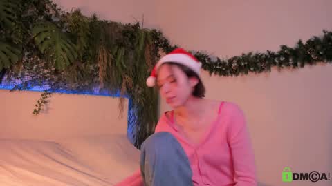 Snapshot of black_jenny chatting on December 17, 2024, 1:38 pm Jenny online show from December 17, 2024, 1:38 pm