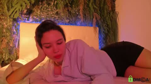 Snapshot of black_jenny chatting on January 23, 2025, 1:13 pm Jenny online show from January 23, 2025, 1:13 pm