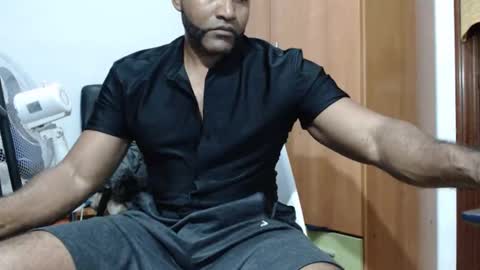 Snapshot of black_latino6 chatting on June 7, 2026, 6:22 pm black_latino6 online show from June 7, 2026, 6:22 pm