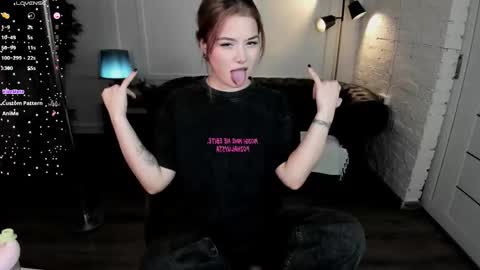 Mon Mon online show from December 5, 2025, 2:42 am