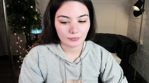 Mon Mon online show from April 3, 2026, 2:42 am