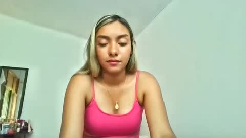 Snapshot of black_pene15 chatting on February 2, 2025, 6:42 pm Zam online show from February 2, 2025, 6:42 pm