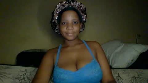 Snapshot of black_queen0111254 chatting on July 16, 2026, 1:00 am Blackqueen online show from July 16, 2026, 1:00 am