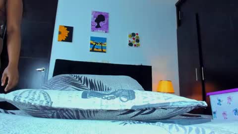 black_treassure online show from February 11, 2025, 3:40 am