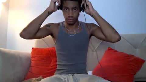 BlackBullTitus online show from November 5, 2025, 2:44 am