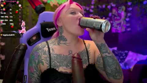 Snapshot of blackedbarbie chatting on September 27, 2025, 1:27 pm Alice online show from September 27, 2025, 1:27 pm