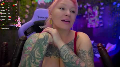 Snapshot of blackedbarbie chatting on October 25, 2025, 1:07 pm Alice online show from October 25, 2025, 1:07 pm