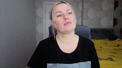 blackeyes11 online show from April 15, 2026, 6:09 am