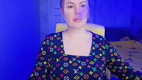 blackeyes11 online show from April 19, 2026, 1:49 am