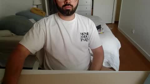 blackfox33 online show from April 21, 2026, 8:42 am