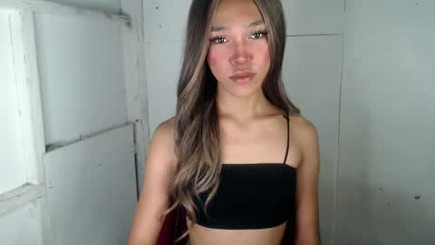 Black  Queen online show from December 7, 2024, 4:36 pm