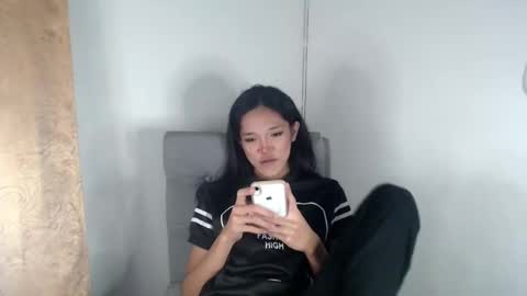 Black  Queen online show from February 28, 2025, 12:20 pm