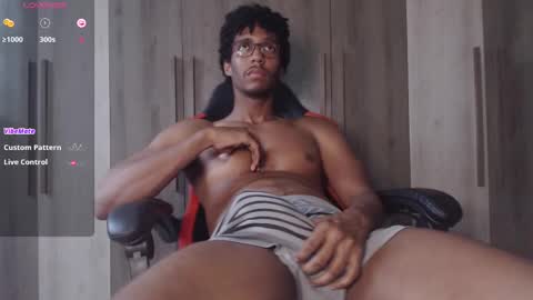 Blackguy720 online show from October 28, 2025, 8:33 pm