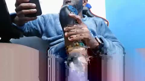 Snapshot of blackkiss_sweet chatting on October 12, 2025, 11:31 am blackkiss_sweet online show from October 12, 2025, 11:31 am