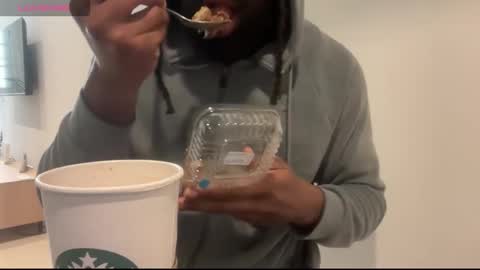 Snapshot of blackmuscles77 chatting on February 27, 2026, 4:29 pm blackmuscles77 online show from February 27, 2026, 4:29 pm