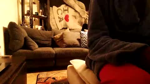 Snapshot of blackriches96 chatting on February 19, 2026, 1:34 am blackriches96 online show from February 19, 2026, 1:34 am