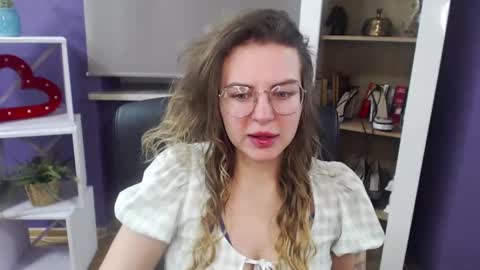 Snapshot of blackrosezoey chatting on January 8, 2025, 5:16 am Z O E Y online show from January 8, 2025, 5:16 am