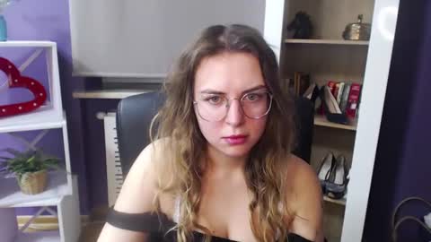 Snapshot of blackrosezoey chatting on January 27, 2025, 5:36 am Z O E Y online show from January 27, 2025, 5:36 am