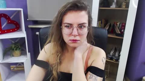 Snapshot of blackrosezoey chatting on January 29, 2025, 5:30 am Z O E Y online show from January 29, 2025, 5:30 am