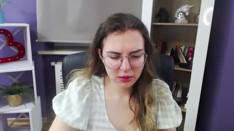 Snapshot of blackrosezoey chatting on February 10, 2025, 5:25 am Z O E Y online show from February 10, 2025, 5:25 am