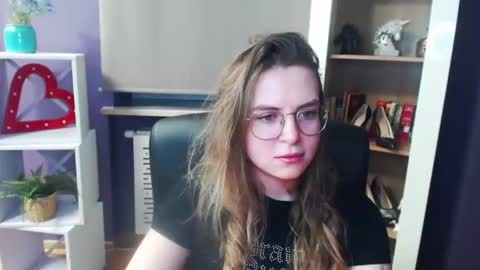 Snapshot of blackrosezoey chatting on February 20, 2025, 5:44 am Z O E Y online show from February 20, 2025, 5:44 am