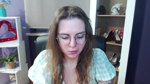 Snapshot of blackrosezoey chatting on February 25, 2025, 5:41 am Z O E Y online show from February 25, 2025, 5:41 am