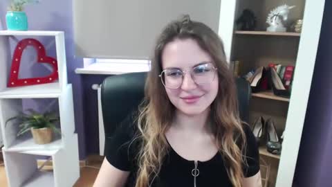 Snapshot of blackrosezoey chatting on March 7, 2025, 9:18 am Z O E Y online show from March 7, 2025, 9:18 am