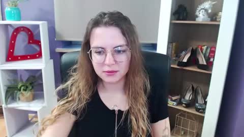 Snapshot of blackrosezoey chatting on March 12, 2025, 5:35 am Z O E Y online show from March 12, 2025, 5:35 am