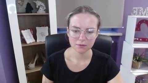 Snapshot of blackrosezoey chatting on September 23, 2025, 4:48 am Z O E Y online show from September 23, 2025, 4:48 am